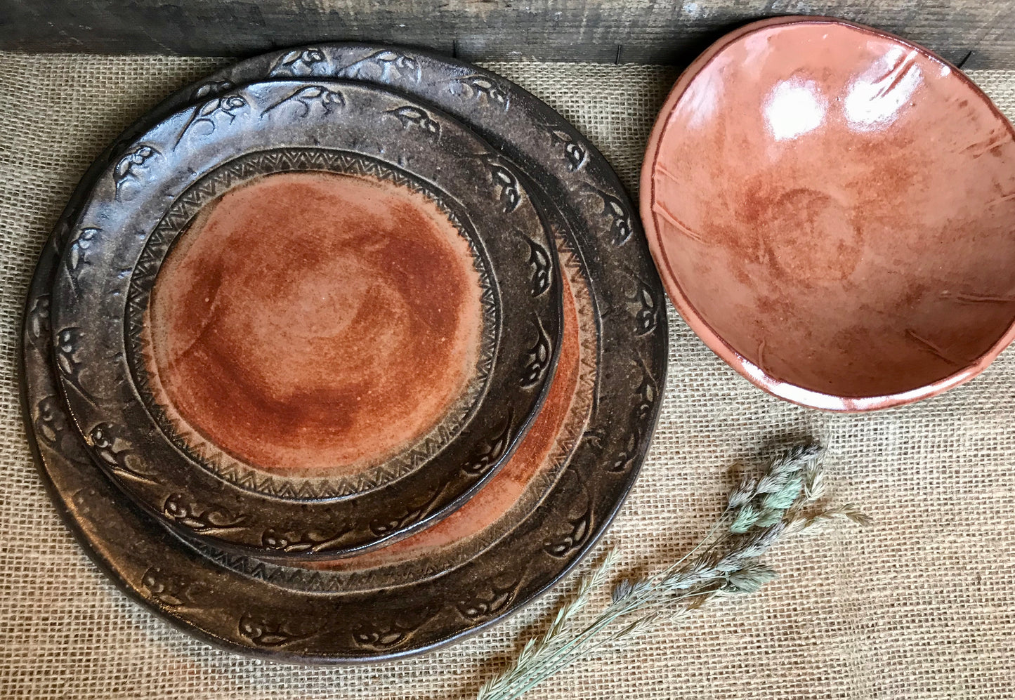 Rustic Wild Buffalo Dinnerware Set Dinner & Salad Plate & Bowl ~ Sedona Red & Brown Glaze