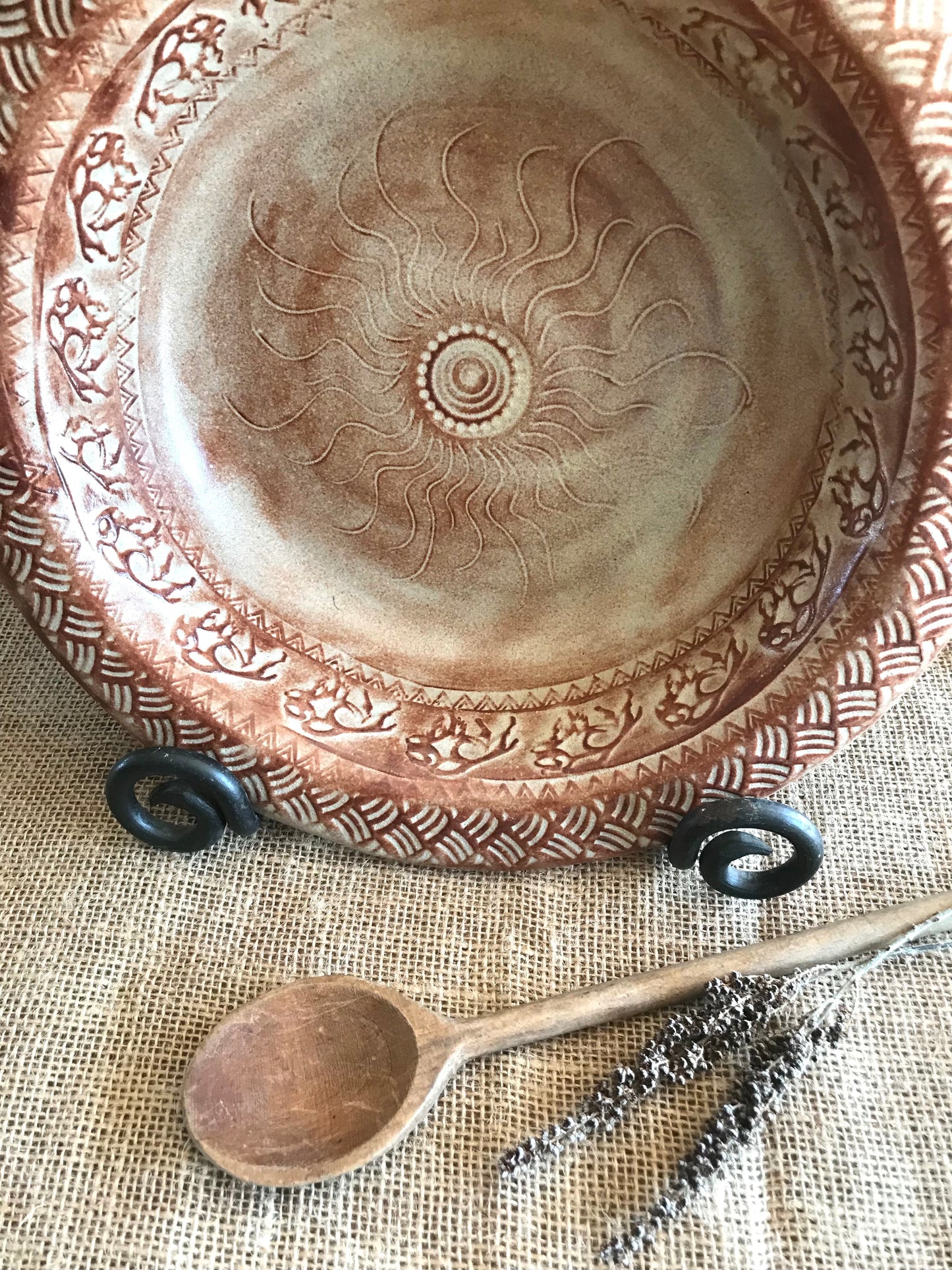 Rustic Wild Buffalo Serving & Baking Bowl ~ 12” Diameter ~ 2.5” Depth~ Red Sand & Brown