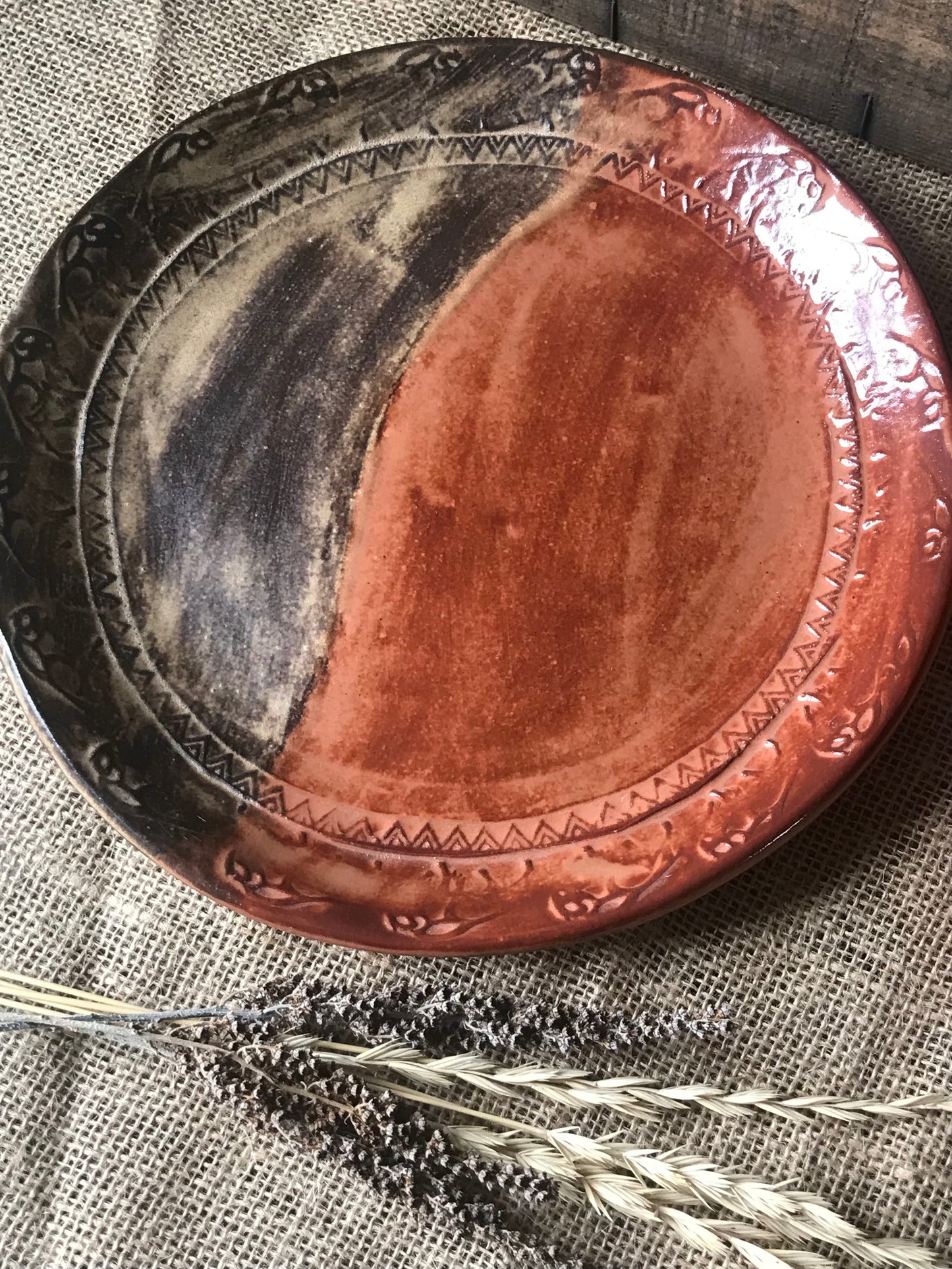 Rustic Wild Buffalo Dinnerware ~ Dinner Plate/Bowl ~ Sedona Red & Brown