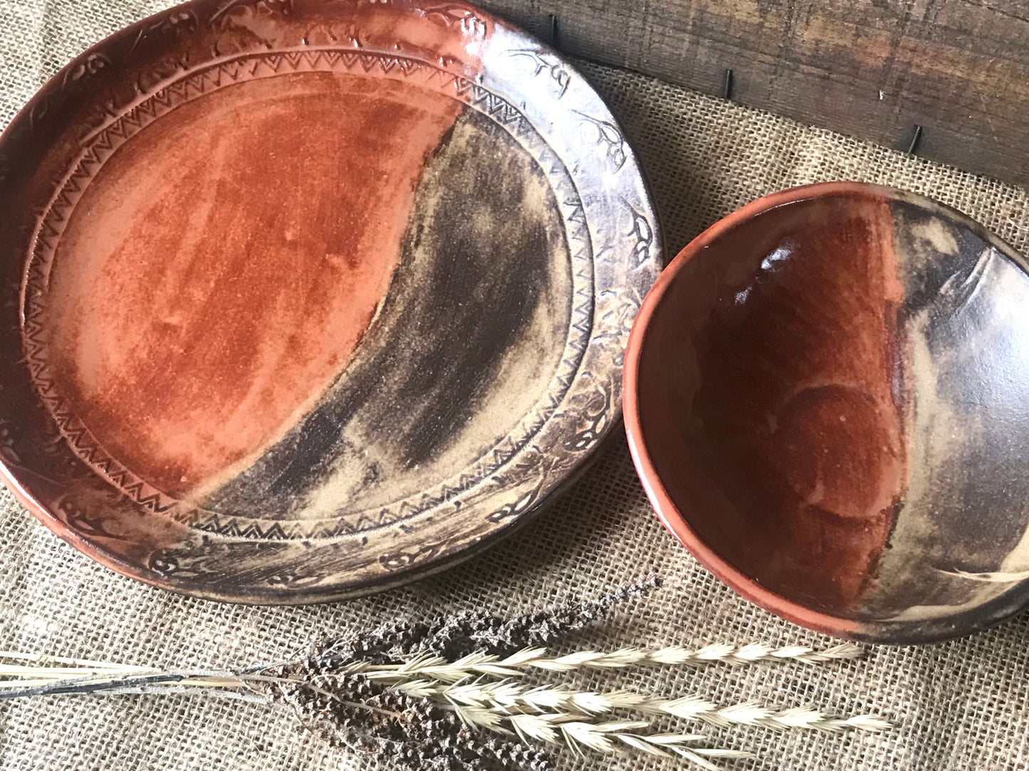 Rustic Wild Buffalo Dinnerware ~ Dinner Plate/Bowl ~ Sedona Red & Brown