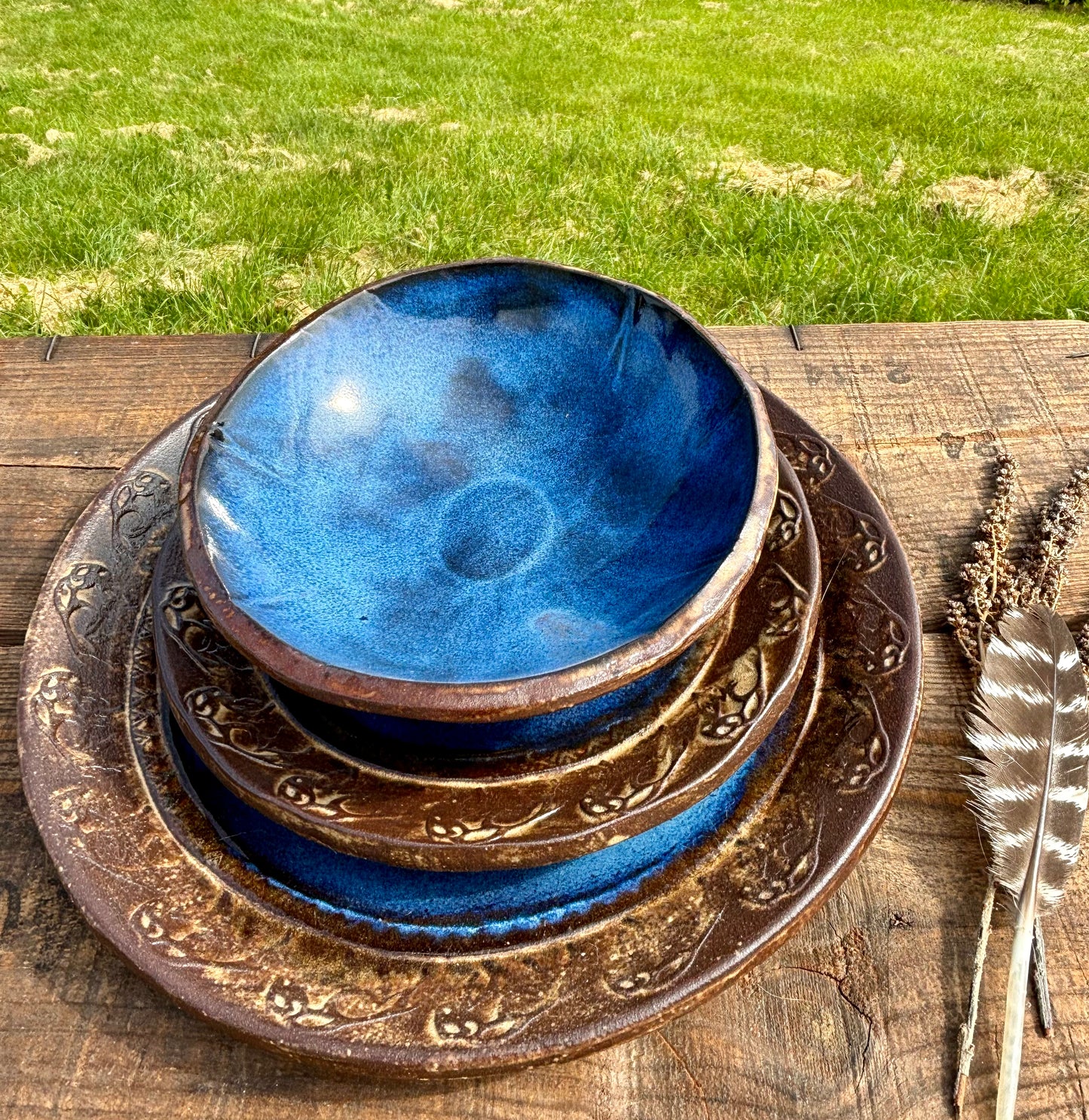 Rustic Wild Buffalo Dinnerware Set ~ Deep Blue & Brown Edging