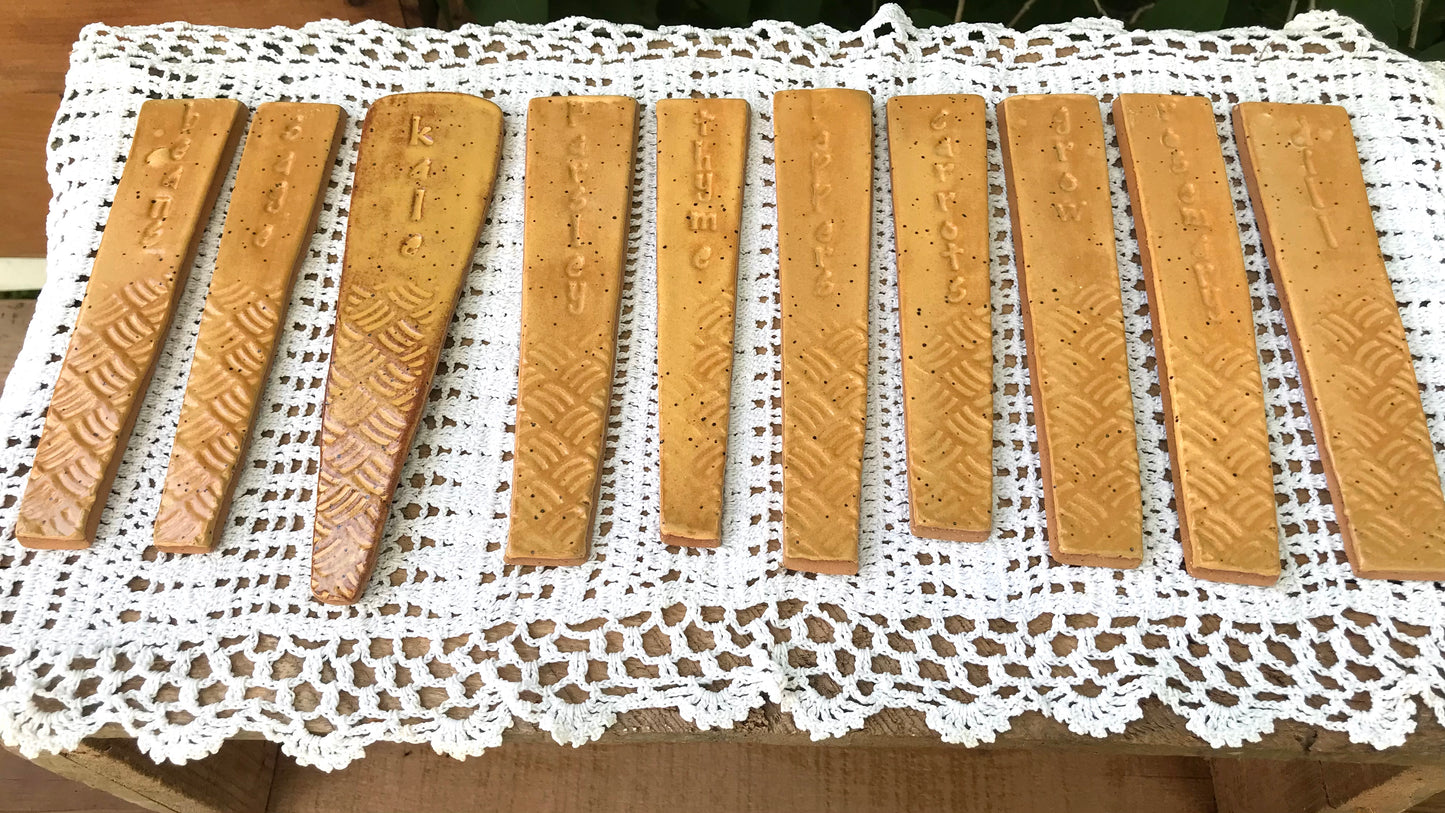 Small Rustic Garden Stakes ~ Basket Weave Design ~ Several Colors ~ Veggie & Herb