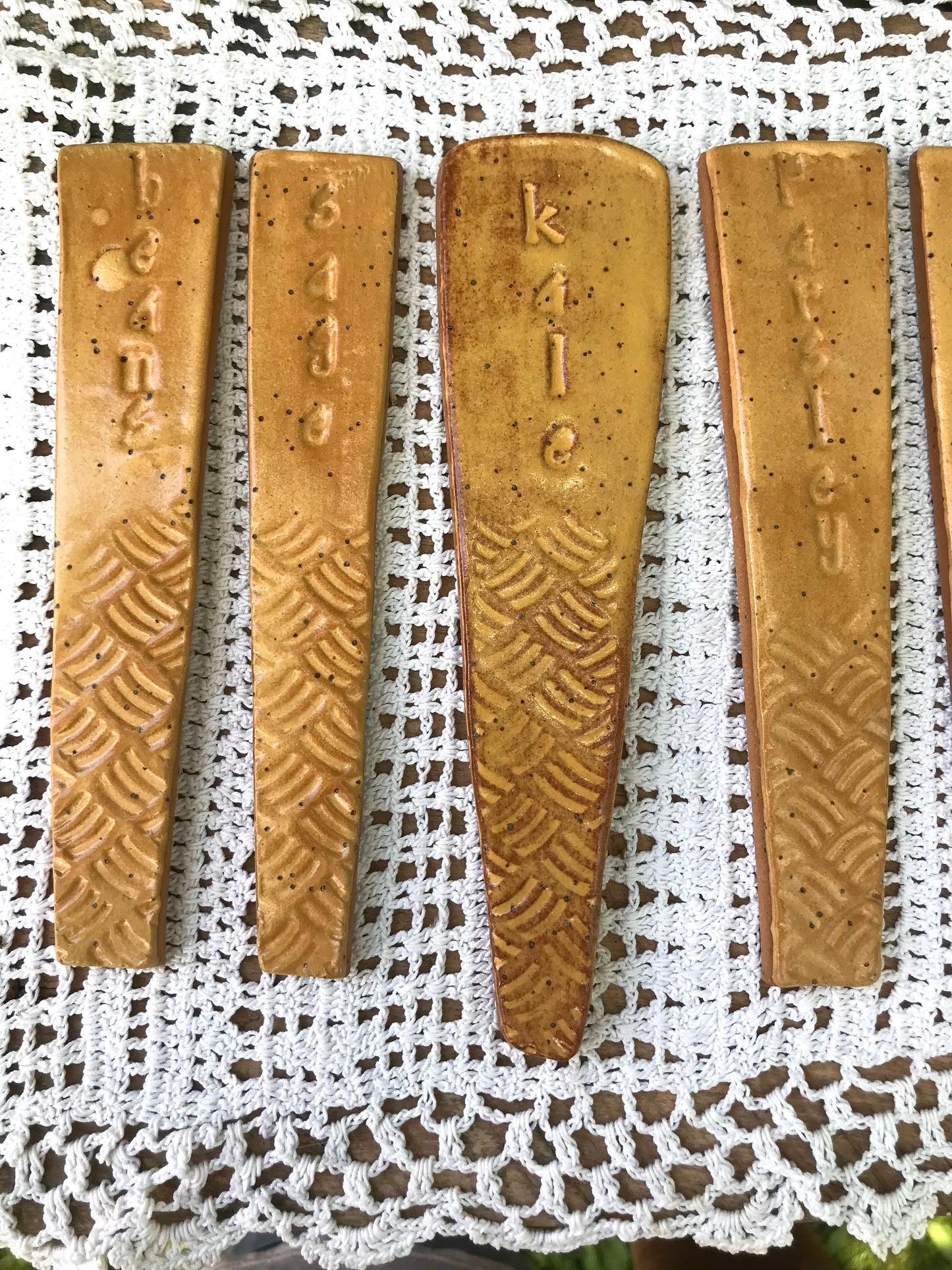 Small Rustic Garden Stakes ~ Basket Weave Design ~ Several Colors ~ Veggie & Herb